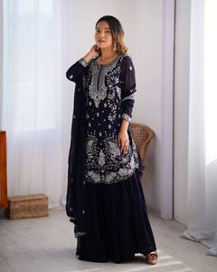 Costume brodé pour femmes, costumes pakistanais élégants pour femmes, collection de haute qualité par Royal export - Product Image 2