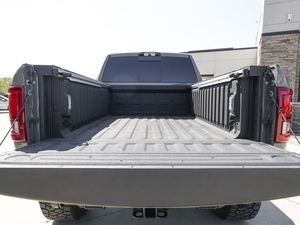 PRÊT À EXPÉDIER RAM 3500 Limited Mega Cab 4WD FULL OPTION D'OCCASION Garantie 3 ans - Product Image 6