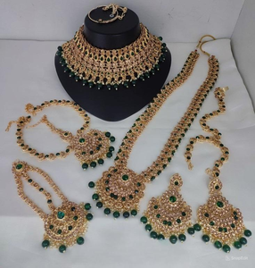 Conjunto de collar de joyería nupcial completo antiguo de diseñador chapado en oro tradicional indio y de moda WithMaangTikka para niña y Mujer - Product Image 1