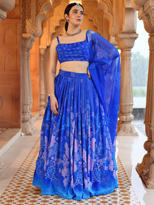 Lehenga Choli con estampado étnico en estrella Georgette con adornos de ganchillo y organza fluida Dupatta" - Product Image 4
