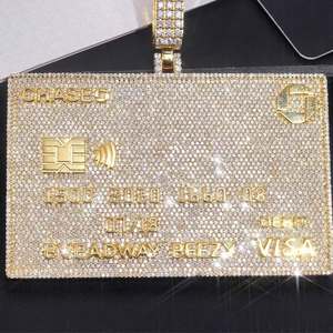 Pendentif carte de crédit en diamant moissanite hip-hop personnalisé pour enfants et hommes avec collier à nom personnalisé plaqué or 18 carats - Product Image 1