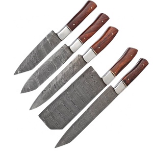 Juego de chef de cocina de acero de Damasco hecho a mano, cuchillo de metal de diseño personalizado de alta calidad para cortar alimentos con tapa - Product Image 1