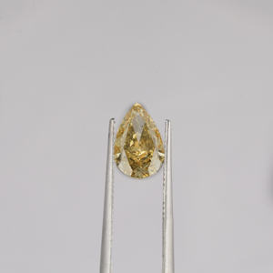 Diamants jaunes synthétiques de laboratoire 3.0 CT VS1-VS2, taille poire fantaisie vif, certifiés IGI, en vrac - Product Image 1