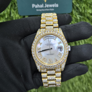 Montres mécaniques analogiques carrées de luxe de style hip-hop, serties de diamants en moissanite VVS de 30 carats, par le meilleur fournisseur - Product Image 1