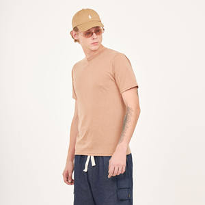 Vêtements respirants unisexes basiques à manches courtes et col en O pour hommes et femmes en couleur thé au lait chiné - Product Image 2