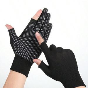 Gants de travail confortables en tricot à pois sans couture réutilisables avec tenue sûre et dextérité Gants de sécurité antidérapants - Product Image 1