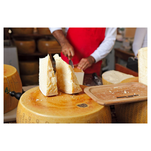 Fromage fait en Italie Canestrato Moliterno Pecorino Truffe Fromage à pâte mi-dure et dure - Product Image 5