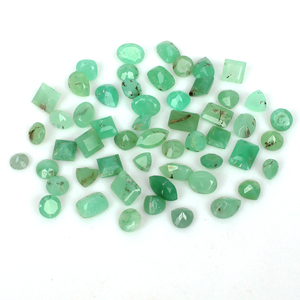 คริสโซเพรสธรรมชาติ 50 กะรัต รูปทรงอิสระ ตัดแบบธรรมดา คุณภาพดี รูปทรงลูกแพร์ สำหรับทำสร้อยคอ ผลิตโดย Ishu Gems ในประเทศอินเดีย - Product Image 1