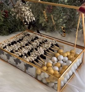 Caja de Joyería de Vidrio de Lujo con Acabado Dorado, Diseño Cuadrado, Elegancia Arquitectónica Ecológica y Artesanía de Élite - Product Image 6