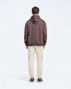 เสื้อฮู้ดดี้ผู้ชายทรงปกติ ผ้าฝ้าย 100% หนานุ่มสำหรับฤดูหนาว พิมพ์โลโก้ตามสั่ง OEM พร้อมดีไซน์กระเป๋า Ako 2 ช่อง - Product Image 2