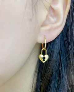Pendientes <span class=keywords><strong>de</strong></span> <span class=keywords><strong>Oro</strong></span> Real <span class=keywords><strong>de</strong></span> 18K con Forma <span class=keywords><strong>de</strong></span> Corazón <span class=keywords><strong>de</strong></span> Lerca, Estilo Minimalista y Delicado, <span class=keywords><strong>Aro</strong></span> <span class=keywords><strong>de</strong></span> Corazón <span class=keywords><strong>de</strong></span> <span class=keywords><strong>Oro</strong></span> Puro para Mujer, Moderno y a la Moda - Product Image 3