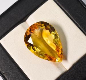 Natural <b>Citrine</b> Madeira Pear Faceted Brandy Colour 21X16X9 mm 17.13 Cts - Product Image 2