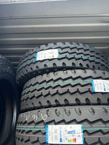 Pneus de voiture et de camion d'occasion en gros, tailles mixtes pour revendeurs, importateurs et distributeurs - Product Image 3