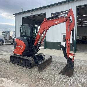 Mini excavadora usada Kubota de alto rendimiento, máquina de movimiento de tierra de servicio pesado de 5,5 toneladas para sitios de construcción - Product Image 1