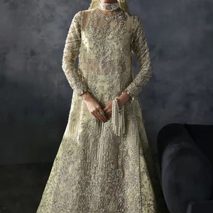 Superbe robe de mariée blanche Lehenga, longue robe Kurta & dupatta avec Dabka lourde ornée, perle, pierre, broderie de perles = 2025 - Product Image 1