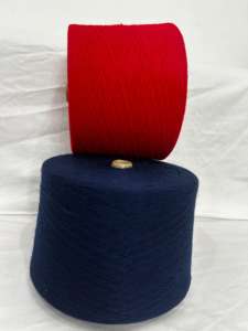 100% Fil teint en acrylique en multicolore pour le tricot - Product Image 3