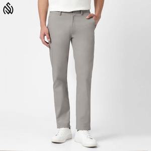Vente à la mode de qualité supérieure pour hommes, pantalons chino avec logo personnalisé, pantalons de plein air imprimés, look élégant, pantalons chinos pour hommes - Product Image 1