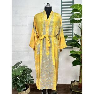 Kimono Vintage de Crepé de Seda, Ligero y Lujoso, Bata Suave y Cómoda, Regalo Perfecto para Mujer, para Usar por la Noche, Tejido para Primavera - Product Image 1