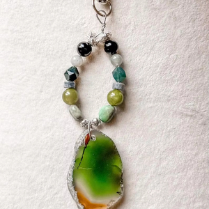 Breloque de sac en verre avec pierre précieuse de guérison, porte-clés, cadeau spirituel pour elle, léger, tendance mode - Product Image 1