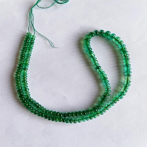 Perles d'émeraude naturelle de qualité AAA, rondes d'origine zambienne et lustre AAA avec une excellente couleur verte, belles perles de pierre uniques - Product Image 1