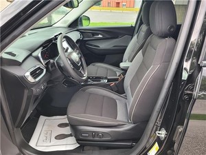 Chevrolet Trailblazer LT AWD 2023 en EXCELENTE ESTADO, TRANSMISIÓN AUTOMÁTICA - Product Image 3