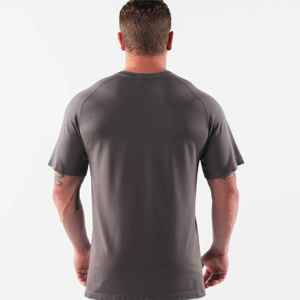 Camiseta de cuello redondo de algodón orgánico para hombre Camiseta de cuello redondo de algodón 100% de gran tamaño con impresión personalizada Moda sostenible - Product Image 2