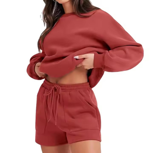 Logo personnalisé coupe parfaite style unique haut fabricant hommes ensembles de shorts en polaire OEM ensemble de survêtements unisexes avec logo - Product Image 3