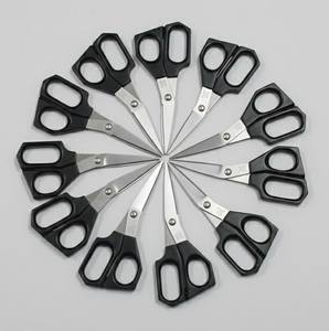 Tijeras de Acero Inoxidable de Alta Calidad de 5 Pulgadas para Estudiantes, con Mango de Plástico, para Manualidades y Bordado Infantil, Venta al Por Mayor de Fábrica OEM - Product Image 2