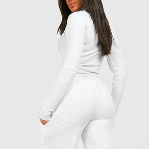 Servicio OEM, Diseño de Chándal de Alta Calidad para Mujer con Cierre de Cremallera y Pantalones Deportivos de Pierna Recta, Corte Ajustado / Logotipo Personalizado, Ropa Deportiva Informal - Product Image 5