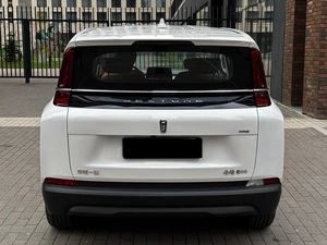 NEAT 2023, Bestune NAT 53 kWh, faible kilométrage, transmission automatique, toit ouvrant panoramique, éclairage LED, feux diurnes LED - Product Image 2