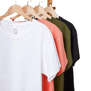 2024 última camiseta para hombres al por mayor OEM Casual manga corta 180 GSM 100% algodón calidad orientada a la exportación logotipo personalizado - Product Image 1