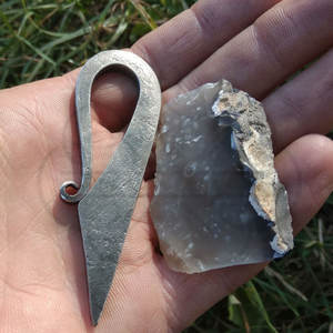 Herramienta para Encender Fuego al Aire Libre, Pedernal de Acero con Alto Contenido de Carbono, Pedernal de Acero para Emergencias al Aire Libre, Encendedor de Fuego - Product Image 4