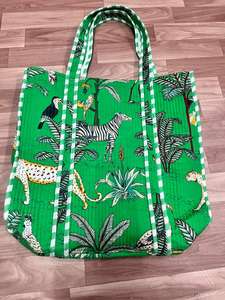 Bolso de hombro acolchado Duffle Tote Ecológico Algodón Mano Jungle Print Sostenible Boho Beach Weekend Shopping Accesorio de moda - Product Image 2