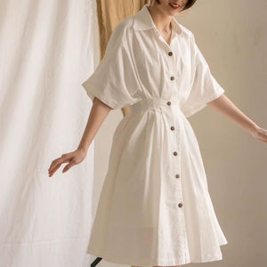 Mignonnes femmes personnalisé coton lin été demi-manches robe chemise mi-longue avec boutons avant couleurs personnalisées disponibles grande taille - Product Image 1