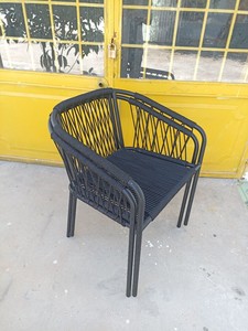 Ensemble de chaises empilables noires 2 pièces avec corde et métal bon marché en gros pour mobilier de jardin extérieur fabriqué au Vietnam - Product Image 6