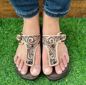 Real Handmade Genuine Women Western Style <b>Tooled</b> Cowhide <b>Leather</b> Casual Outdoor Flipflop Flat Brown Footwear Open Toe Sandal - Product Image 1