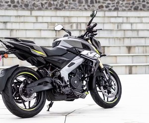 Las mejores motocicletas Pulsar NS400Z nuevas, de 6 velocidades, con motor manual de 373cc, en venta y listas para exportar. - Product Image 3