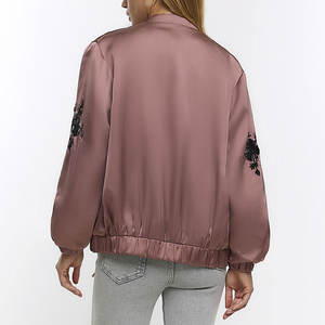 Chaqueta universitaria de satén abotonada para mujer, traje hecho en Pakistán de buena calidad, chaqueta universitaria de satén para mujer - Product Image 4