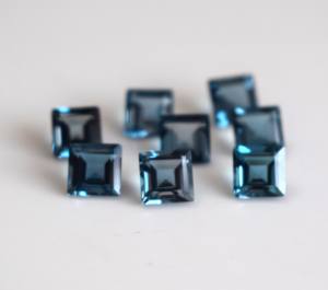 NATURAL London Blue Topaz Square CUT 5mm faceted-Loose London Blue Topaz Square - Product Image 2