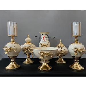 Vente en gros Ensemble de vases décoratifs en métal en fer et aluminium Console de décoration de table pour la maison et le mariage - Product Image 4