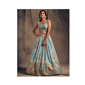 Il Designer più venduto <span class=keywords><strong>Lehenga</strong></span> <span class=keywords><strong>Choli</strong></span> con filo e ricamo perfetto per la collezione di abiti da sposa e da festa dall'India