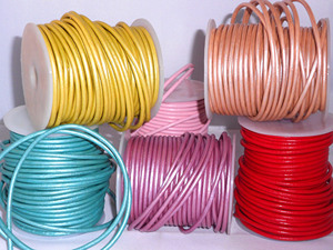 Hot Sale High Quality Round Top Grain Leather Cords DIY Jewelry Components for Bracelets Necklaces Available at Wholesale Price - Product Image 4