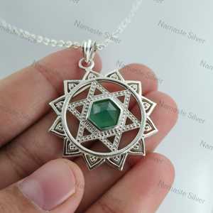 Colgante de Plata de Ley 925 Hecho a Mano con Forma de Corazón y Chakra, Gema Natural de Aventurina, Joyería de Chakra Anahata para Collar de Cristal - Product Image 5