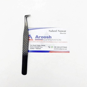Pince à épiler professionnelle à 90 degrés en acier inoxydable solide avec logo personnalisé et poignée en diamant noir au plasma Vente en gros - Product Image 2