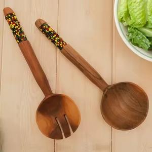 Juego de Cucharas para Servir Ensaladas de Madera con Hilo Negro en el Mango Largo, Cuchara para Cocinar - Product Image 1