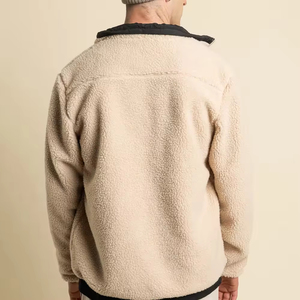 Veste polaire Sherpa Easy Fit pour hommes avec des couleurs neutres et des lignes élégantes, parfaite pour le streetwear campus ou les couches d'automne - Product Image 6