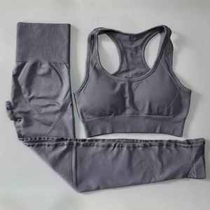 Ensemble de yoga nouveau style fabriqué au Pakistan ensemble de yoga à bas prix pour femme vêtements de sport à séchage rapide ensemble de yoga pour femmes - Product Image 2