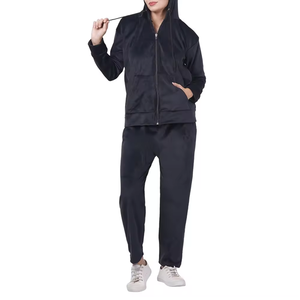 Chándal de Terciopelo Sólido para Hombre, Personalizado con Logotipo, Color Verde, en Oferta en Pakistán - Product Image 4