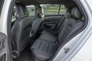 Volkswagen GTI SE 2019, Listo para Enviar - Product Image 3