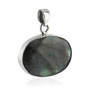 Fabuleux design 925 argent Sterling naturel Labradorite pierre précieuse forme ovale chic pendentif bijoux faits à la main fournisseurs de gros - Product Image 5